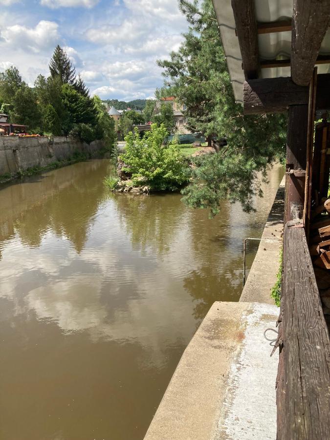 Apartman Na Ostrove Beroun Beroun  Exteriör bild